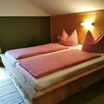 Forsthaus Daringer Holiday home *