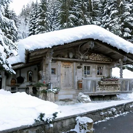 Forsthaus Daringer Holiday home *